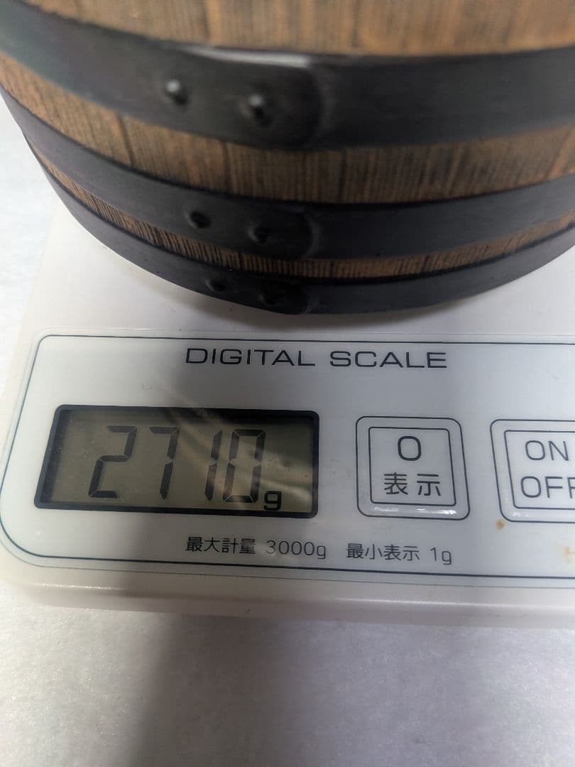 【未開栓】古酒サントリーウイスキー ロイヤル 樽型 1928年製