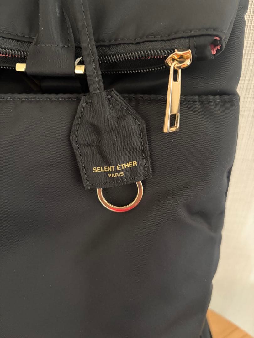 CARRY30 Gold Black 【SELENT ÉTHER PARIS】