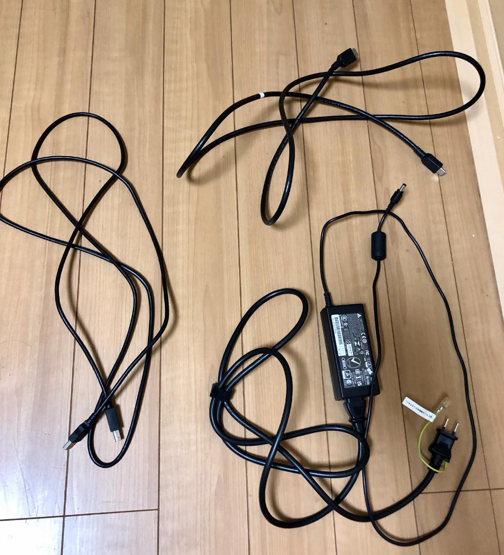 Wacom Cintiq 22 + Wacom Pro Pen slim付属