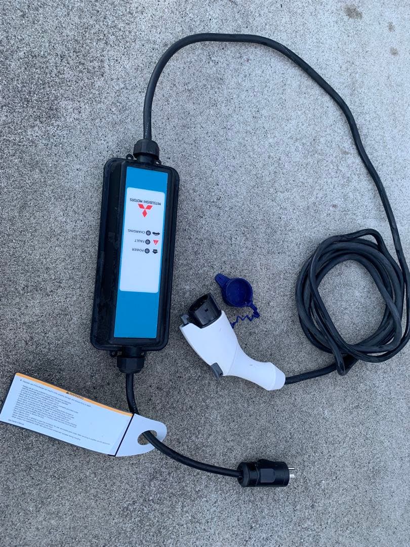 三菱アウトランダー 純正 充電ケーブル 9482A332 200V