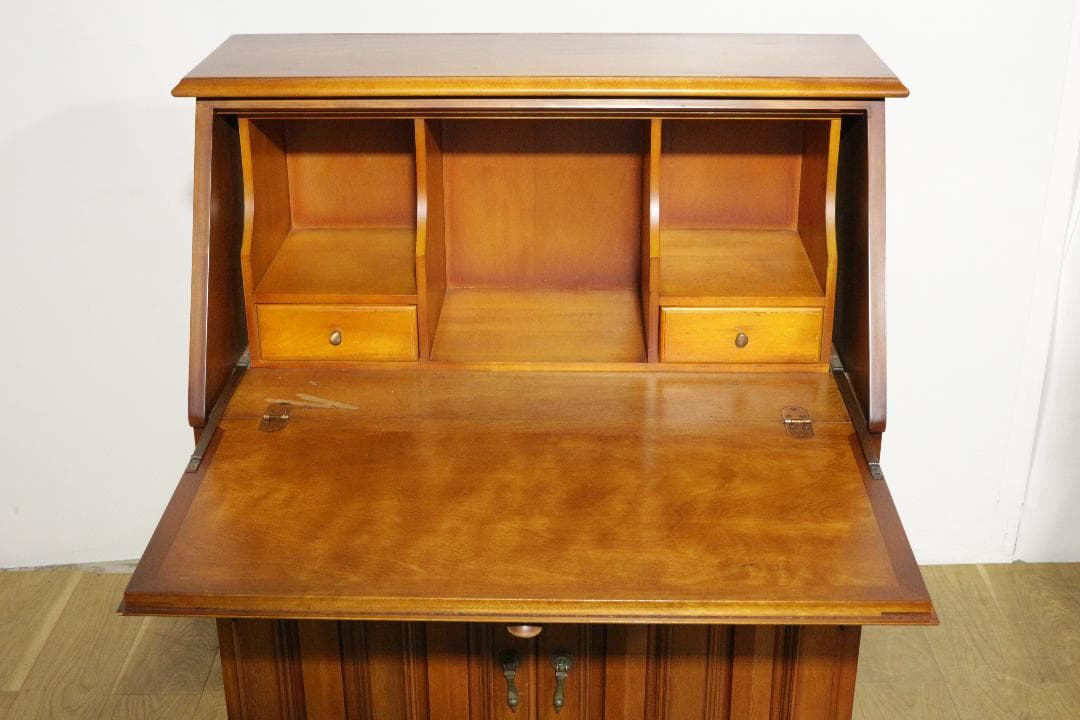 ル*ド様 横浜元町ダニエル★ライティングビューロー★樺材★木製家具★