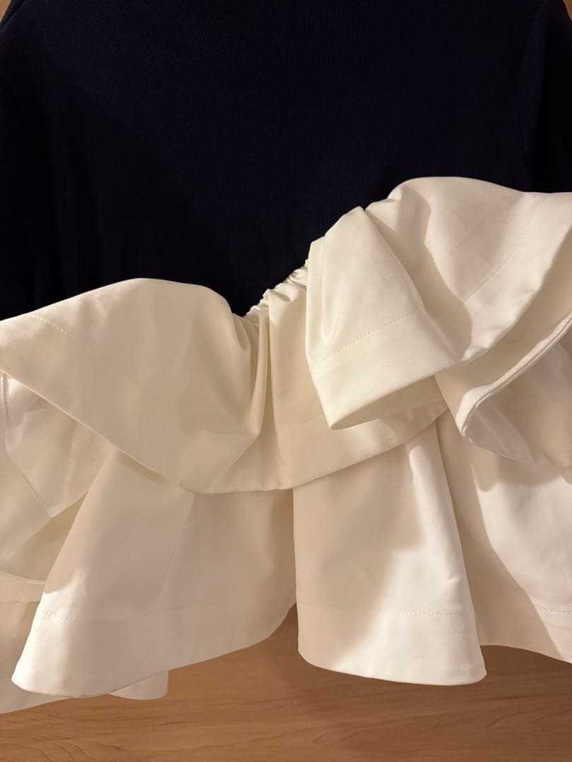 Bibiy ポロペプラムトップス