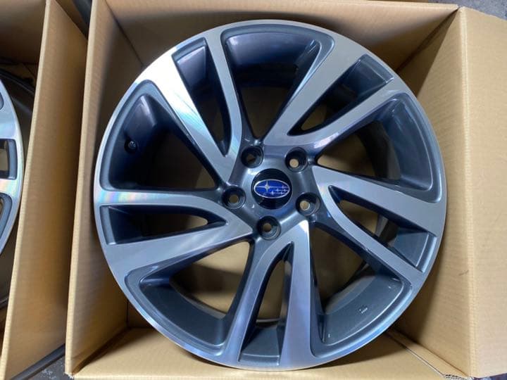 スバルレヴォーグ純正ホイール