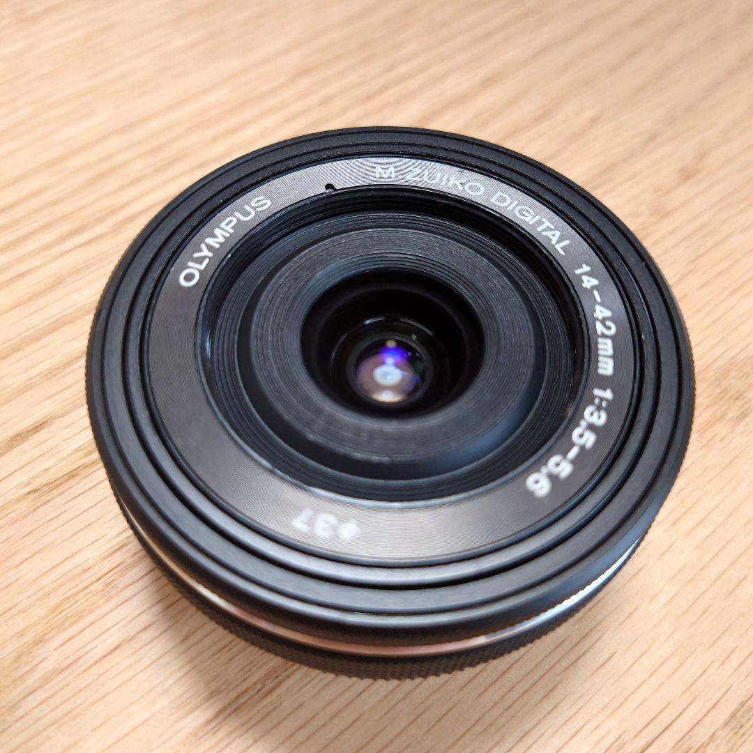 M.ZUIKO DIGITAL 14-42mm EZ　オリンパス　レンズ