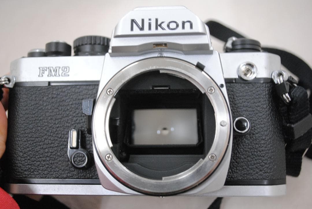 [1850]Nikon FM2　フィルムカメラ　一眼レフ　ボディ　ジャンク
