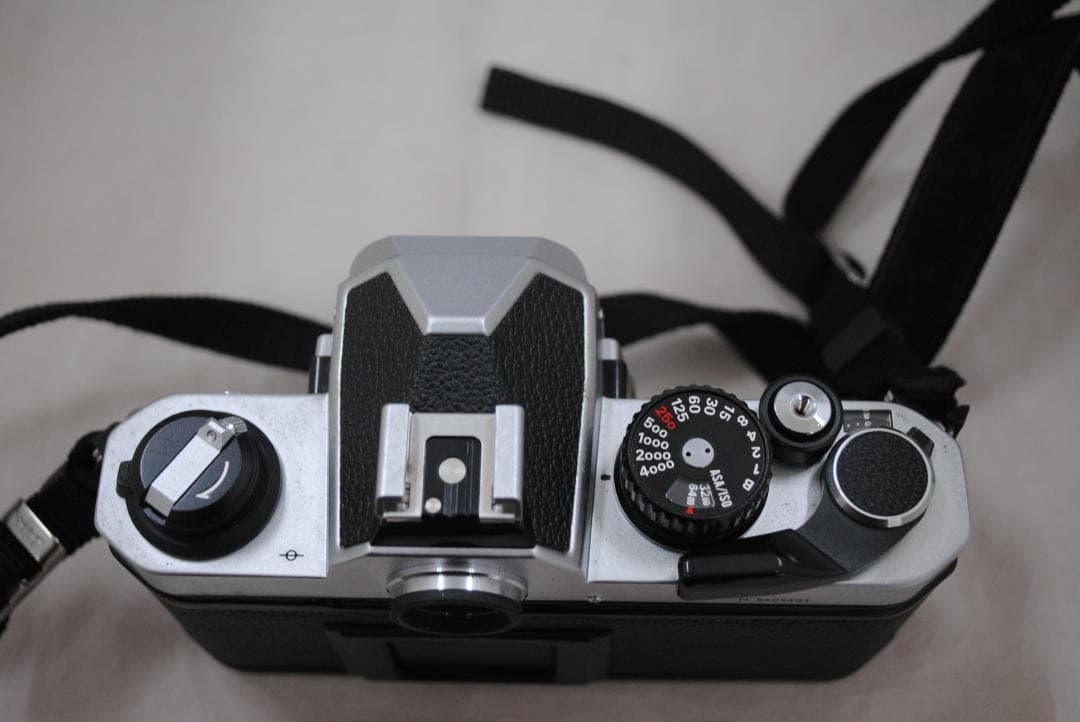 [1850]Nikon FM2　フィルムカメラ　一眼レフ　ボディ　ジャンク