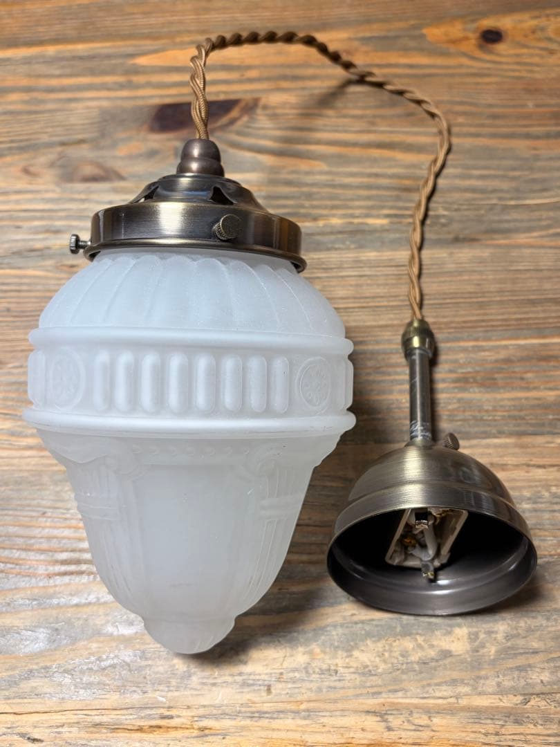 クラシックホワイトガラスペンダントライト