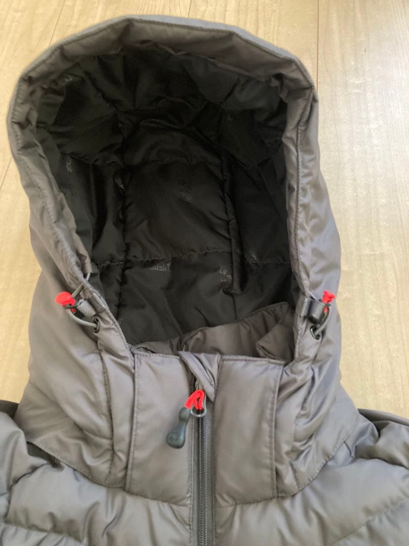 美品Jack Wolfskin ジャックウルフスキン　ダウンジャケット700fp