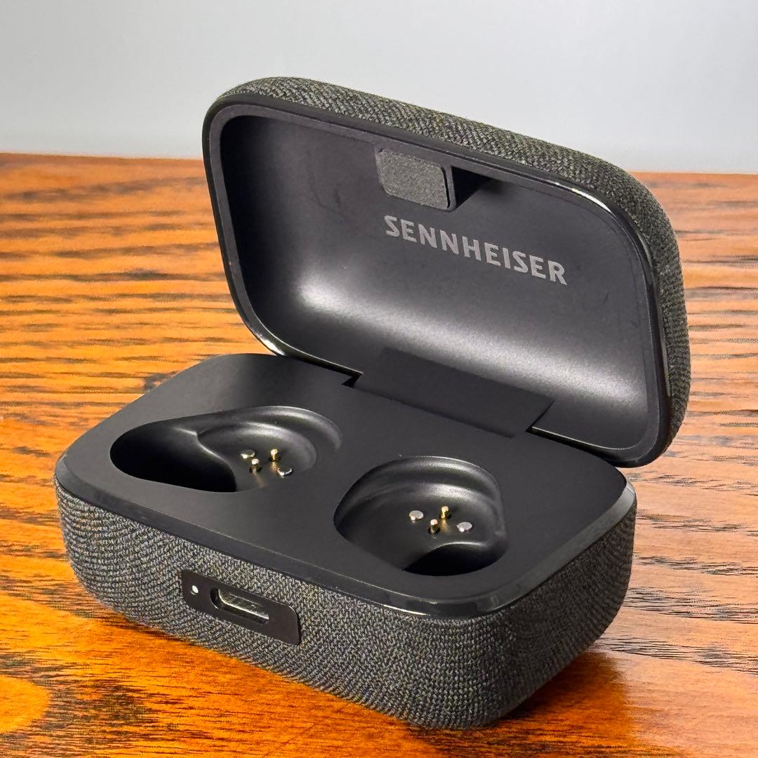 ゼンハイザーMOMENTUM True Wireless 4 純正充電ケースのみ