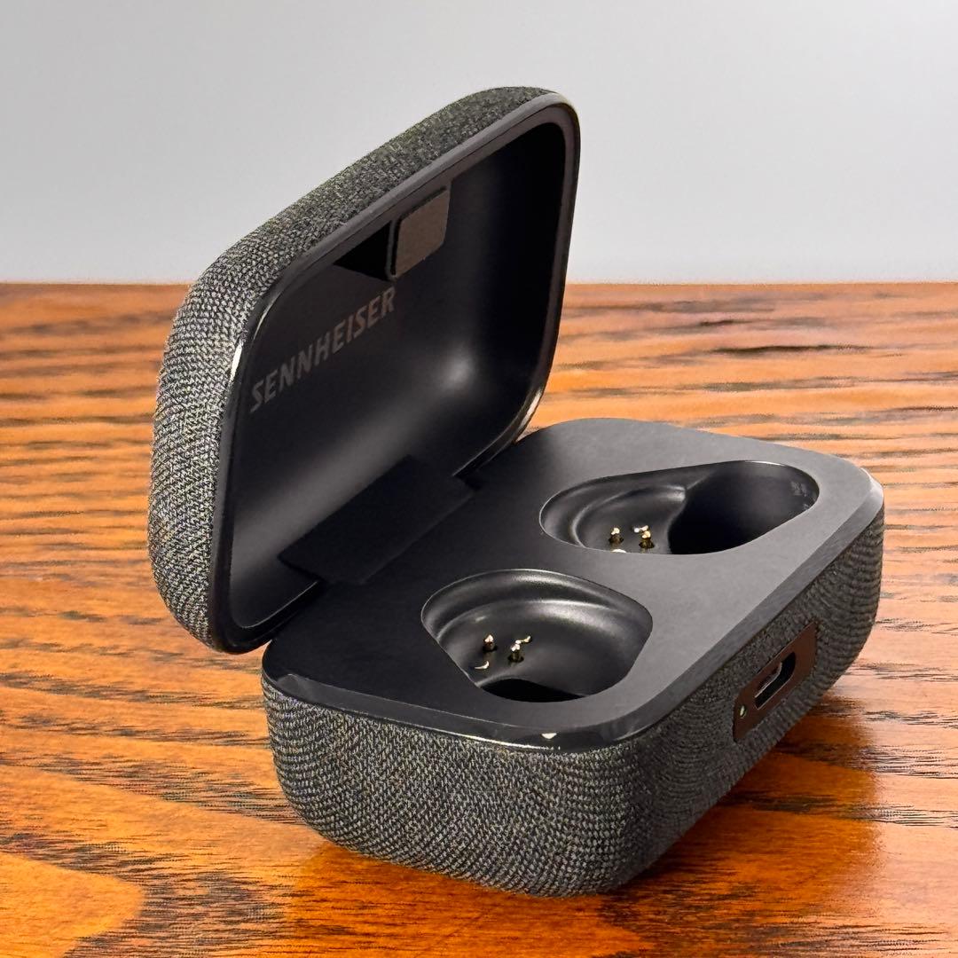 ゼンハイザーMOMENTUM True Wireless 4 純正充電ケースのみ