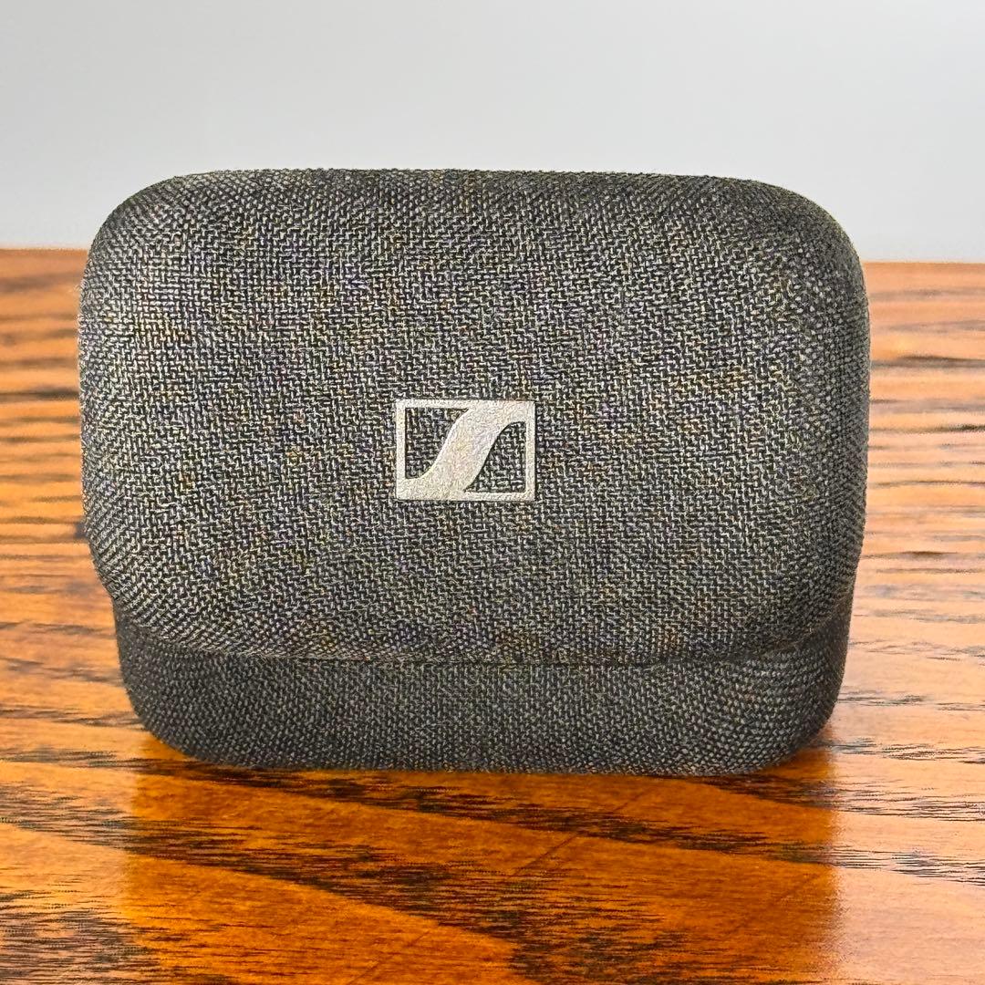 ゼンハイザーMOMENTUM True Wireless 4 純正充電ケースのみ