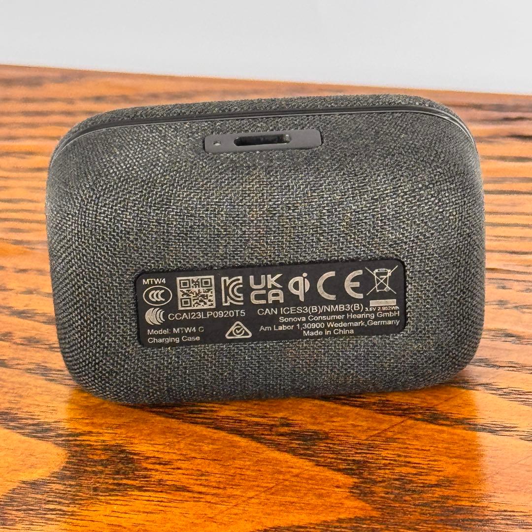 ゼンハイザーMOMENTUM True Wireless 4 純正充電ケースのみ