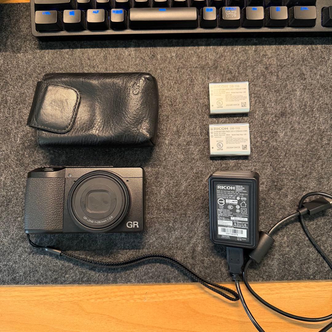 デジタルカメラ RICOH GR iiix sum.