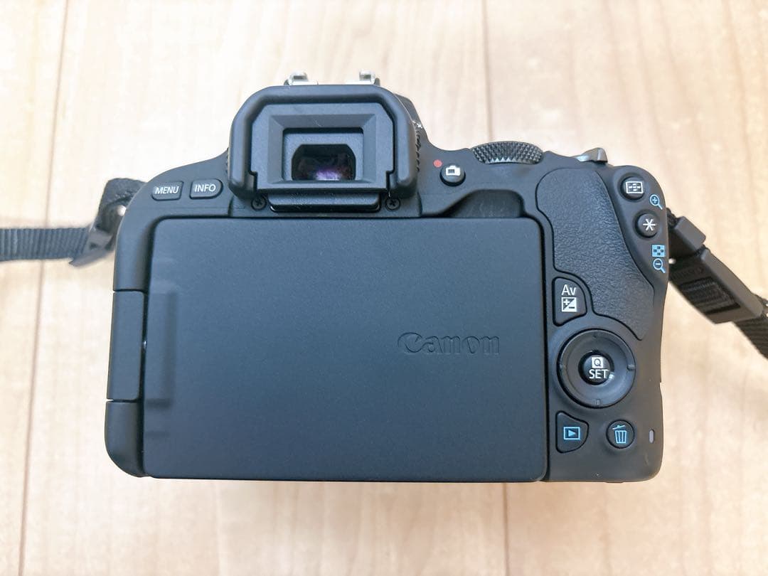 ⭐︎Canon EOS Kiss X9 ダブルズームキット⭐︎