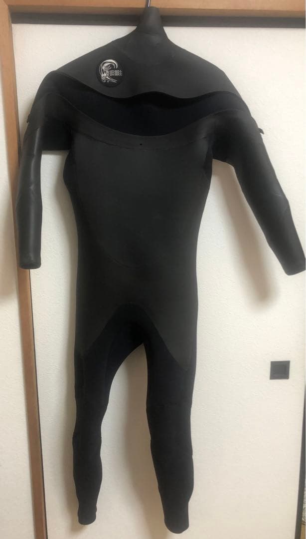 週末値下げ！オニール　セミドライスーツ