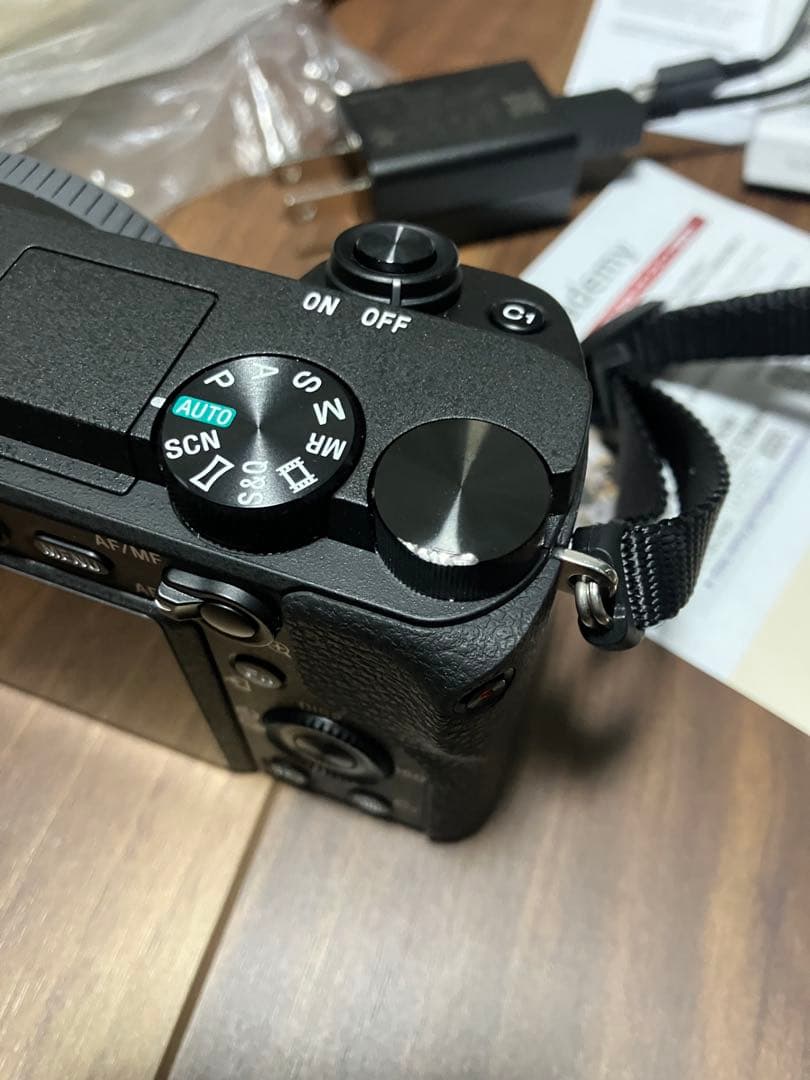 SONY α6400 パワーズームキット ILCE-6400L