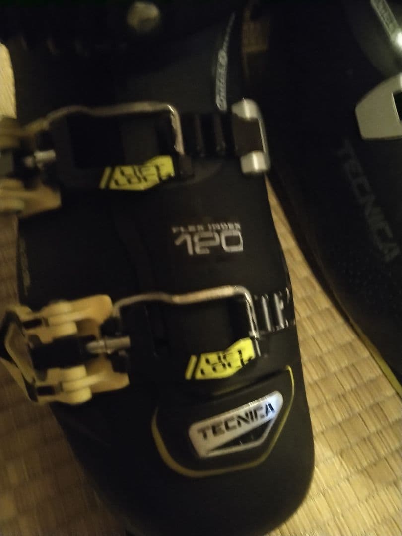 TECNICA Cochise 120　TLT ハイクモード付スキ―ブーツ