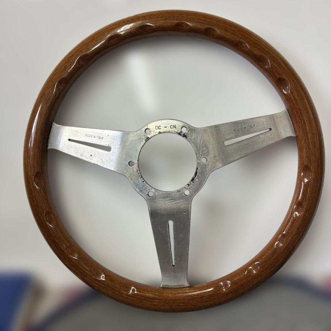 ナルディ　ウッドステアリングハンドル