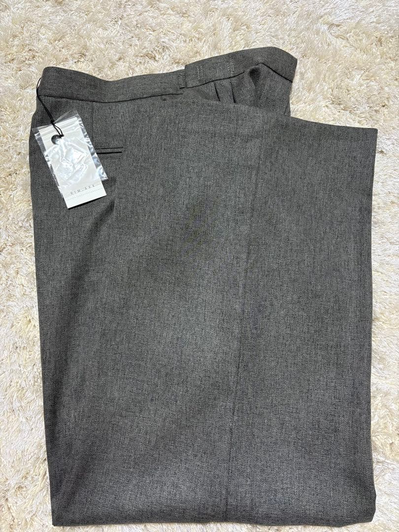 最終お値下げ　【新品未使用、タグ付き】Move belt tuck PT