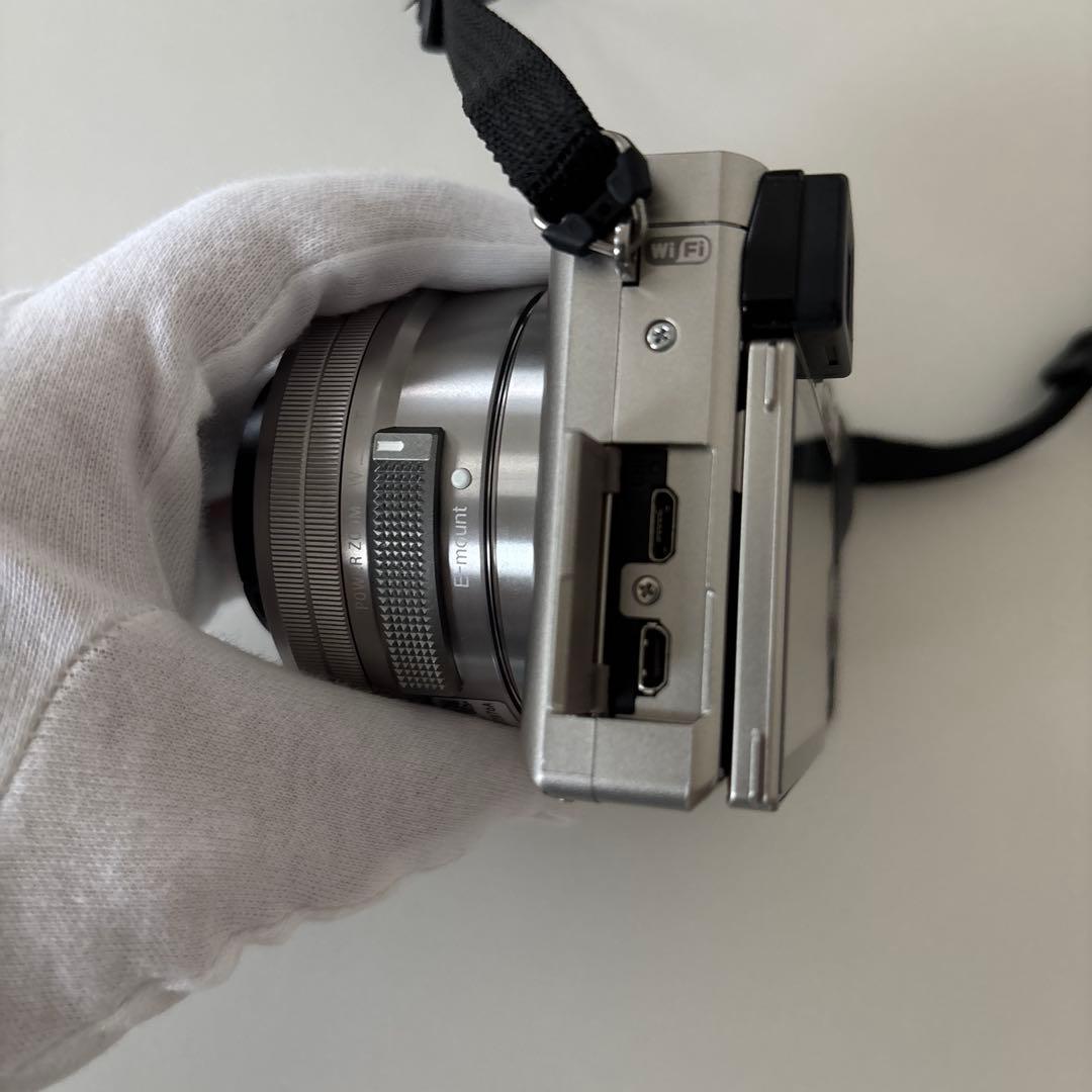 SONY α6000 ミラーレスダブルズームレンズカメラ