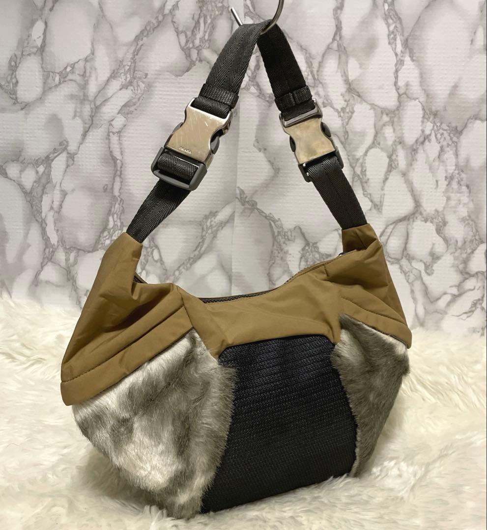PRADA sport デザインバッグ　リアルファー　fur mix 00s