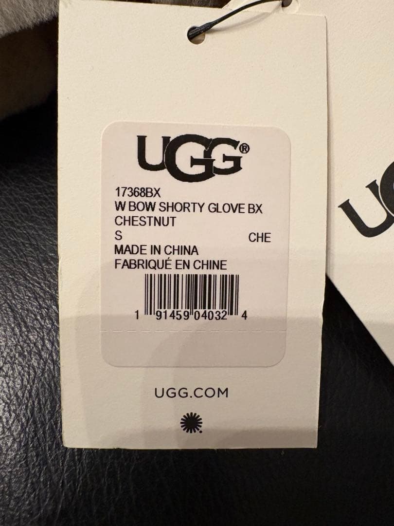 UGG 手袋 w bow shorty glove 未使用