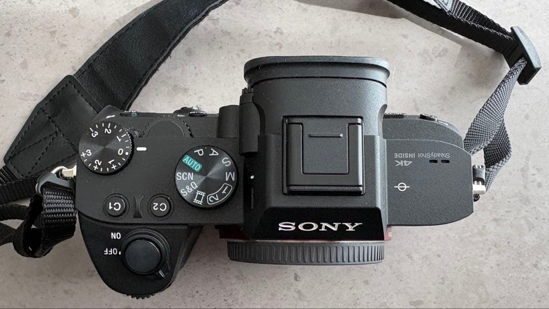 【値下げ中】SONY α7IIIと fe35mm f1.8 本体と付属品おまけ付