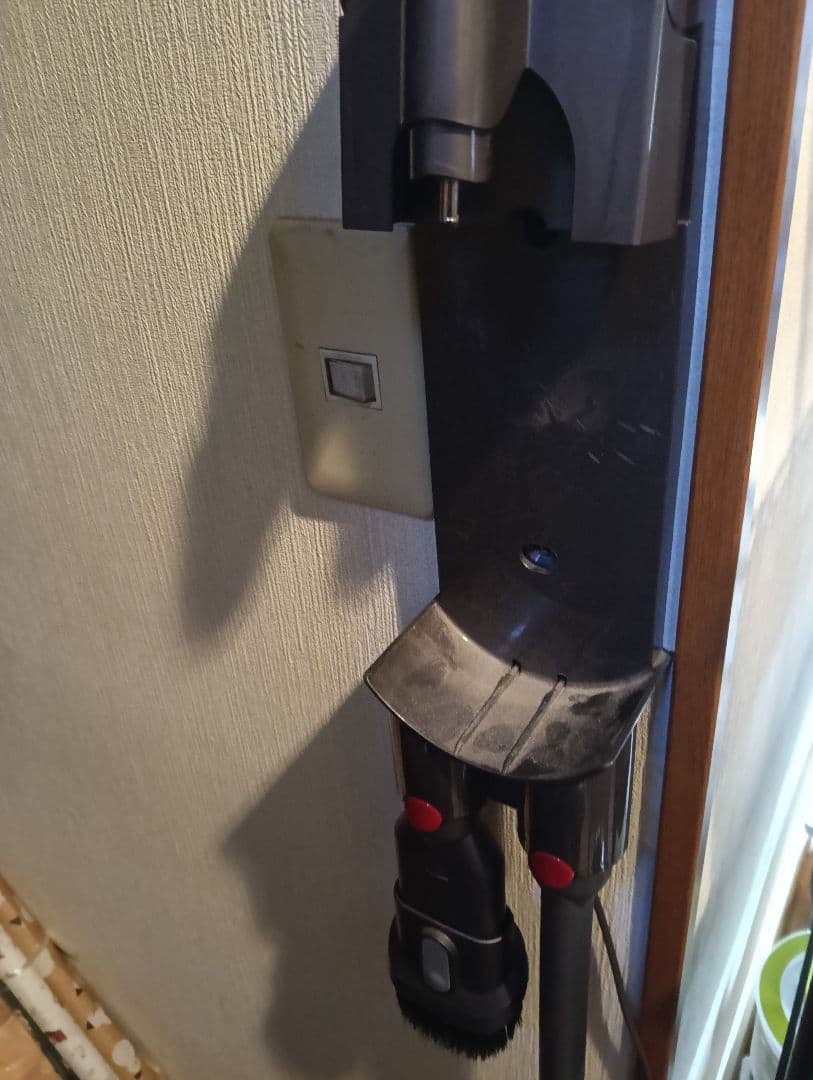 ダイソンv7fluffyDysonV7Fluffyモデル名SV11本体動作確認品