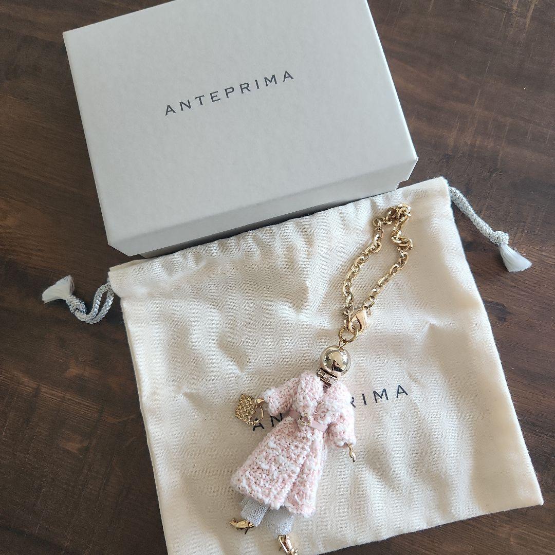ANTEPRIMA ピンク人形チャーム 美品 アンテプリマ