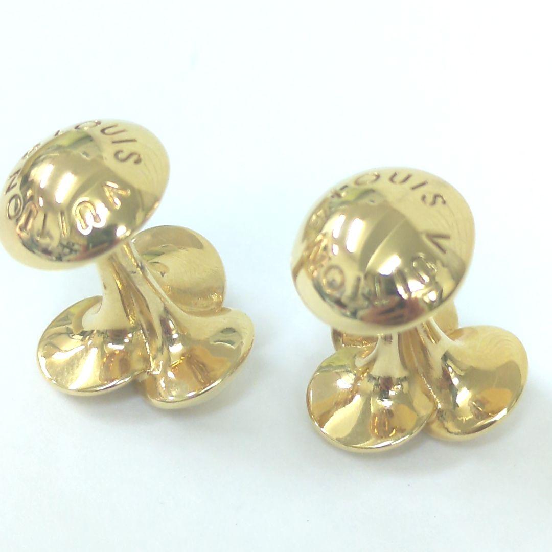 ルイヴィトン ブドン ドゥマンシェットブーケドクルー カフリンク M30564