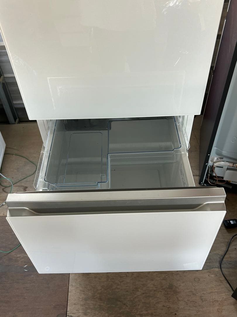 冷蔵庫・冷凍庫 YRZ-F32K