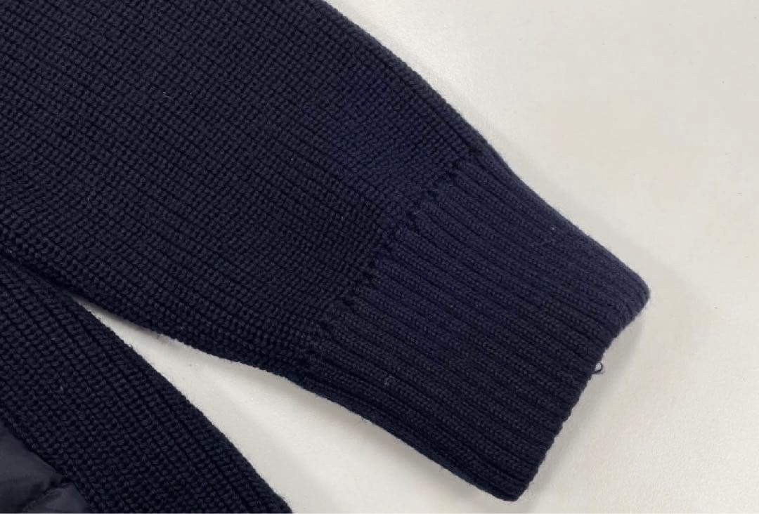 モンクレール ダウンニット　Lサイズ