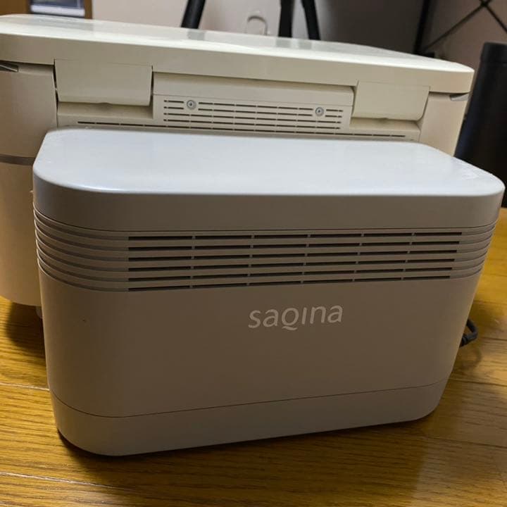 美顔器　saqina サキナ　bijou ビジュー