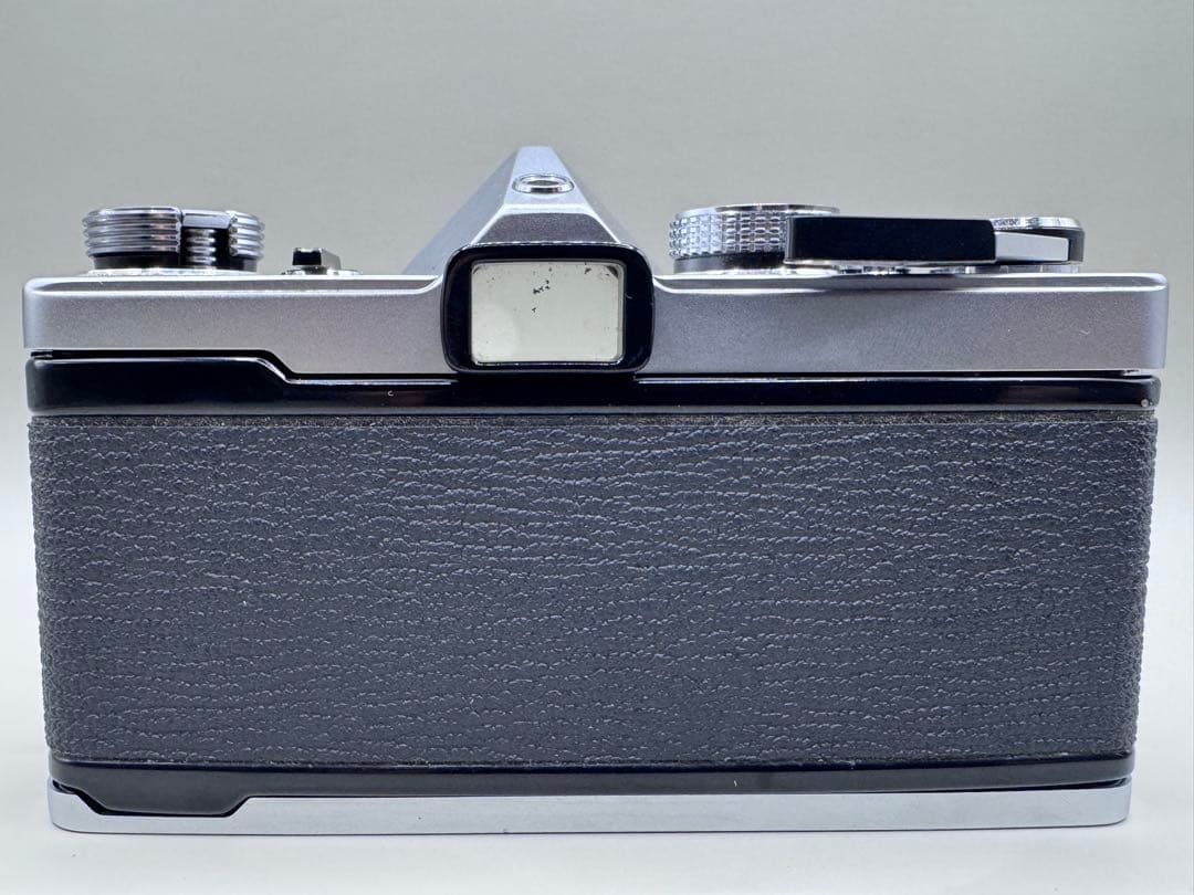 フィルムカメラ OLYMPUS OM-1 / F.ZUIKO AUTO-S 50mm f1.8