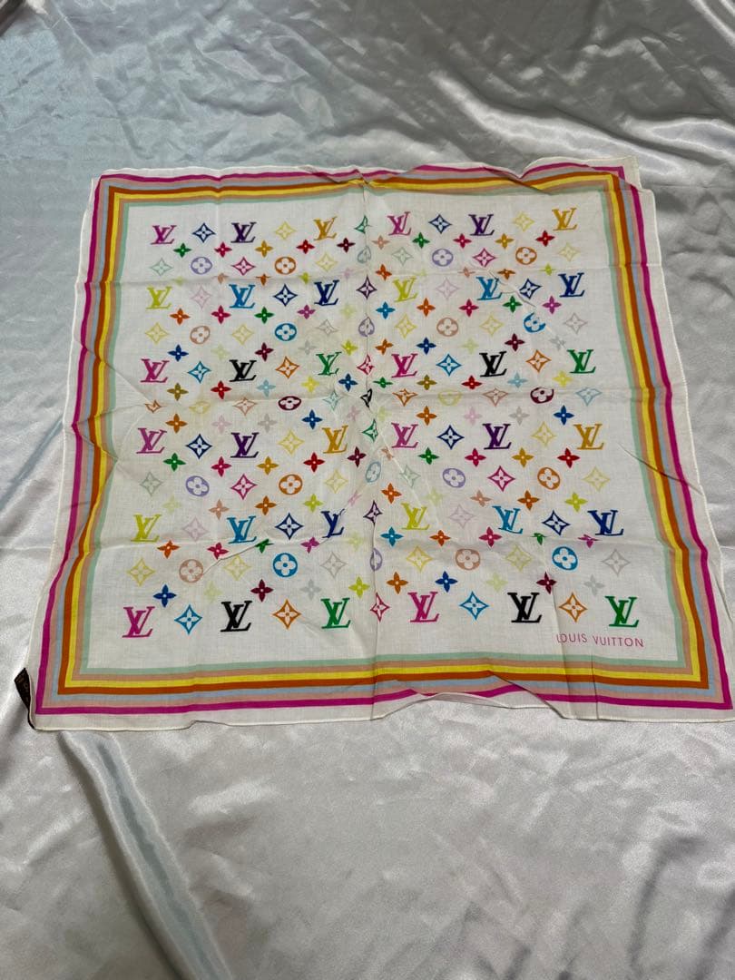 LOUIS VUITTON カラフル ハンカチ