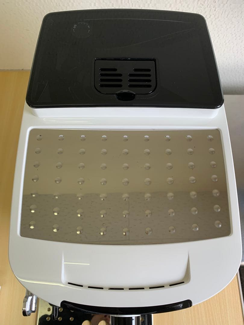 De'Longhi デロンギ マグニフィカ S ECAM22112W