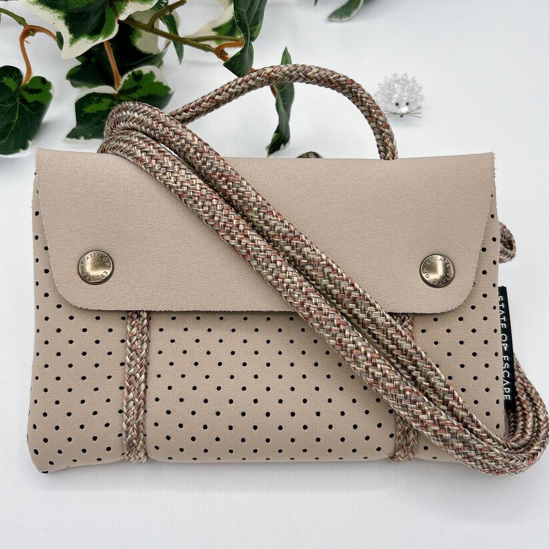 ステイトオブエスケープ　コンパスベルトバッグ ボディバッグ　ベージュ