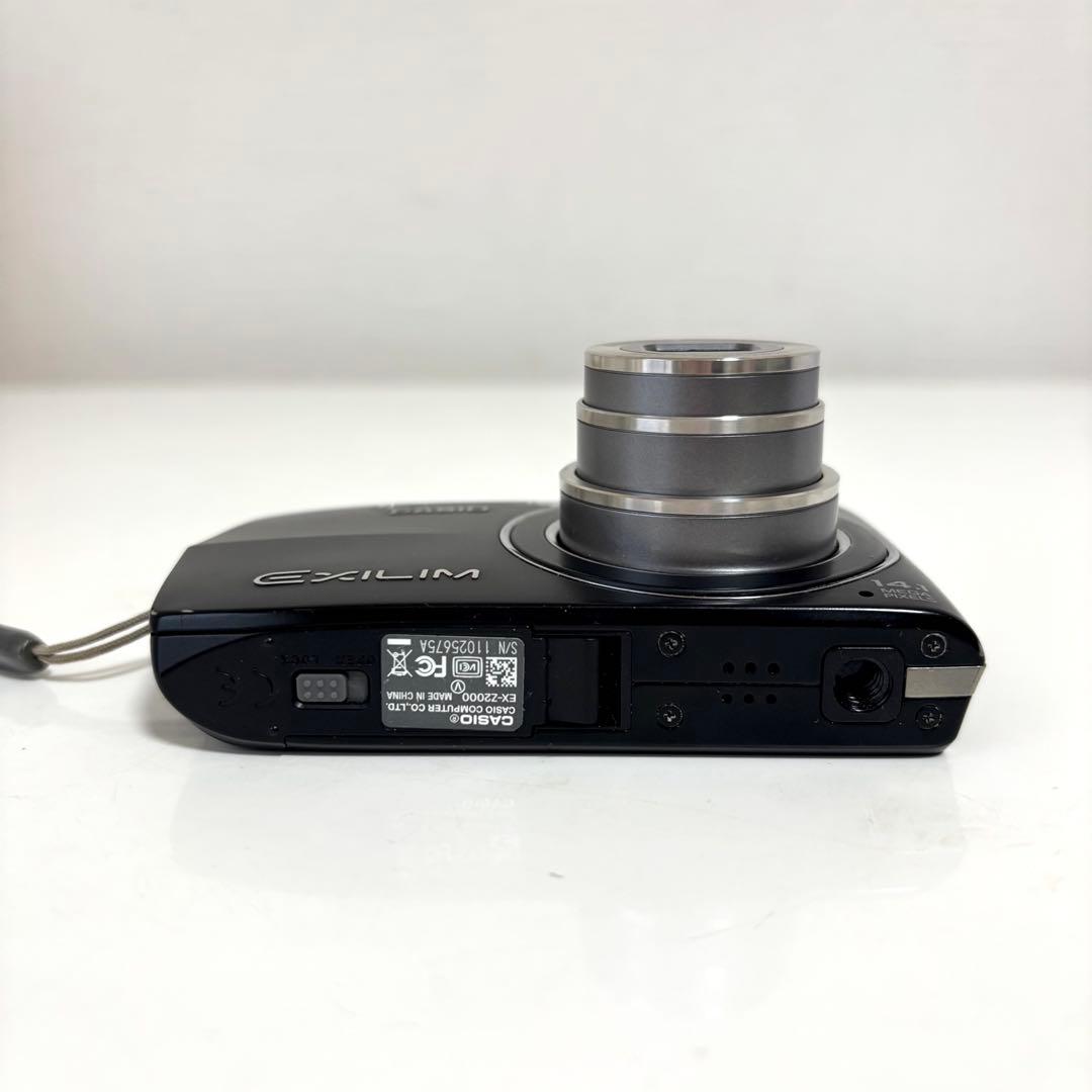 カシオ EXILM デジタルカメラ デジカメ EX-Z2000 充電器 セット