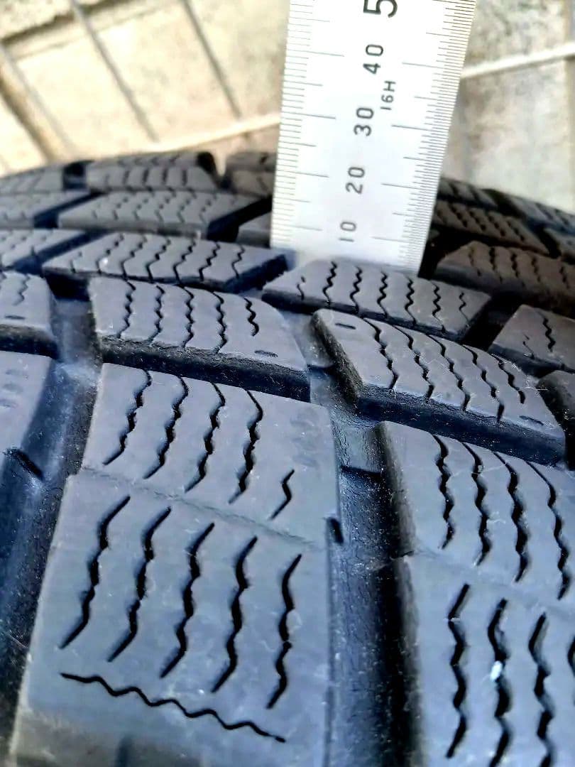 アルファード　ヴェルファイア　トヨタ　 スタッドレス 　16インチ　ナット付