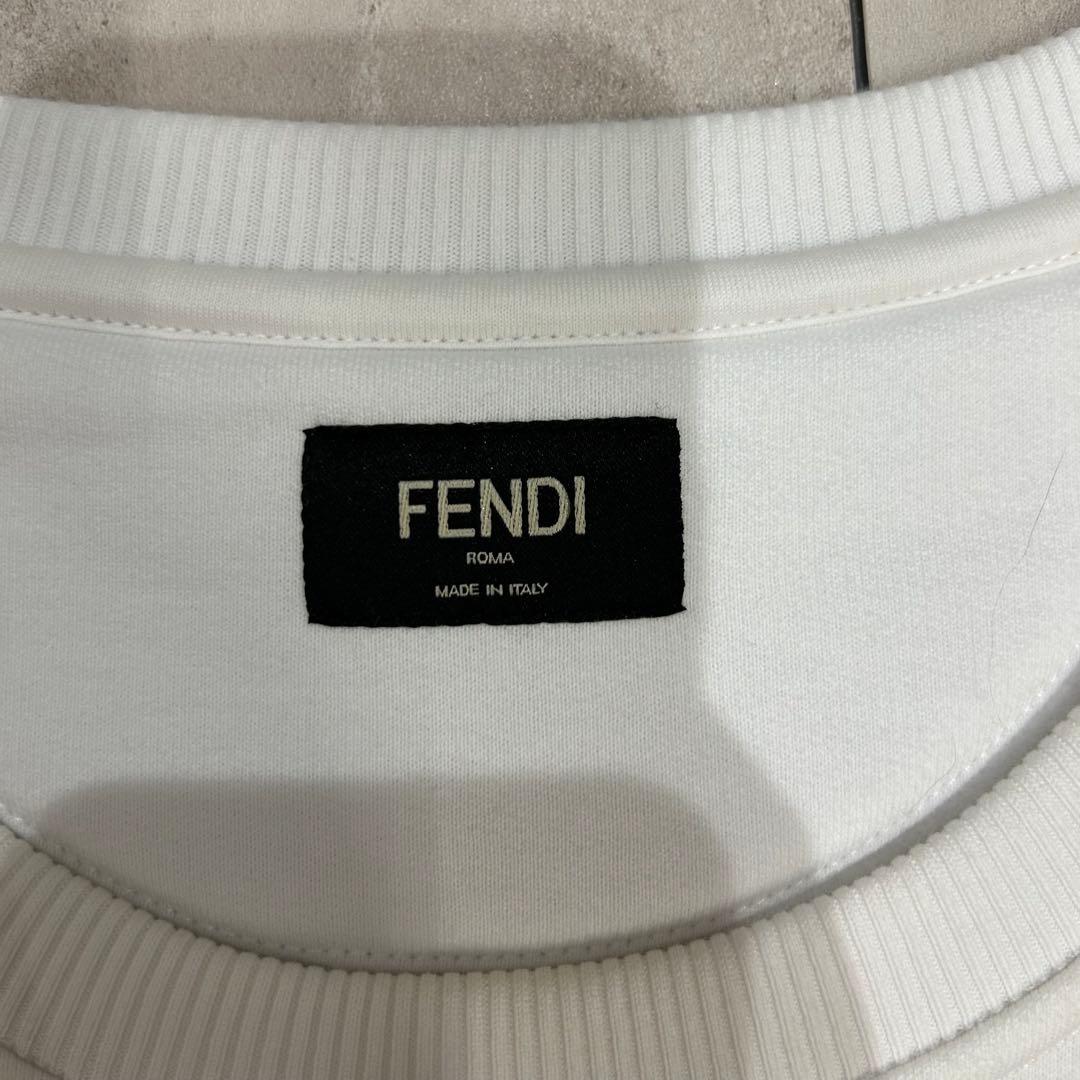 FENDI フェンディ　メンズトレーナー　立体刺繍デザイン
