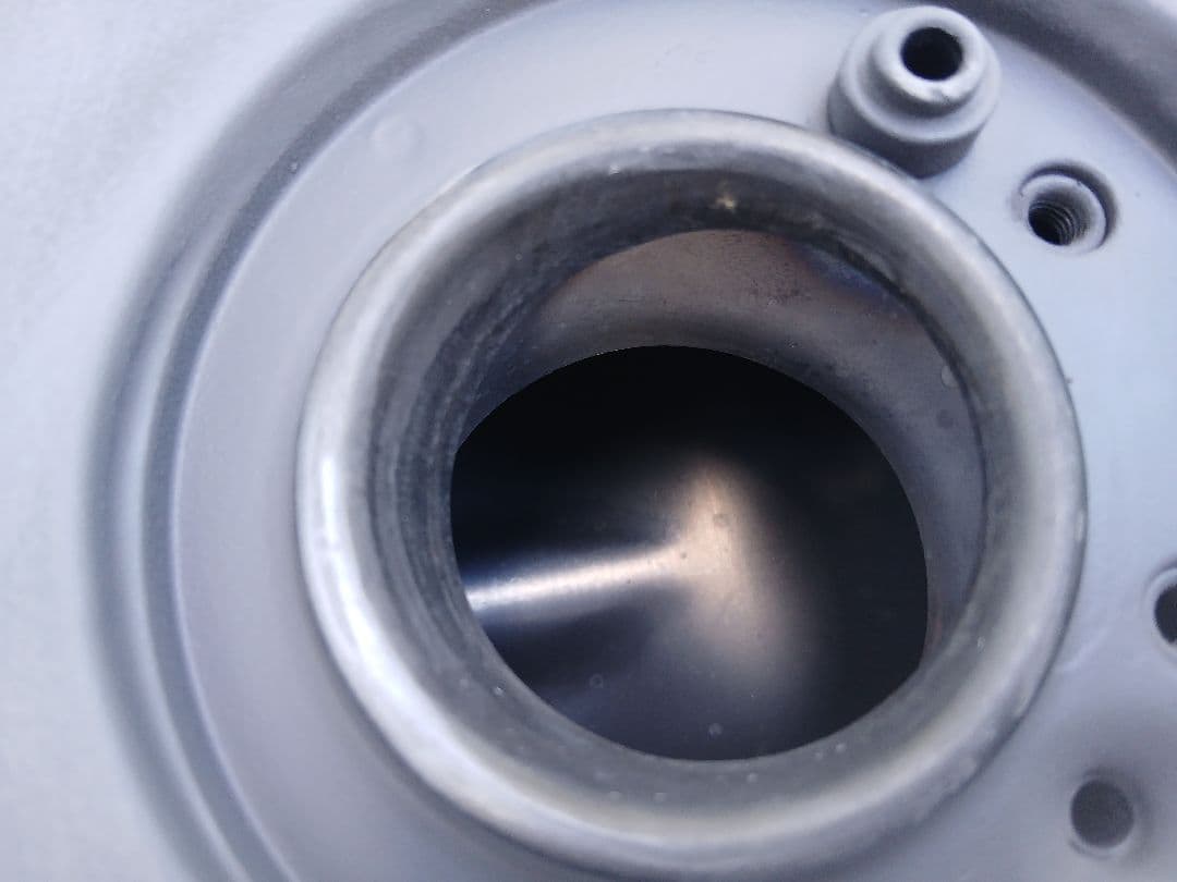 KAWASAKI W650 タンク スムージング済み