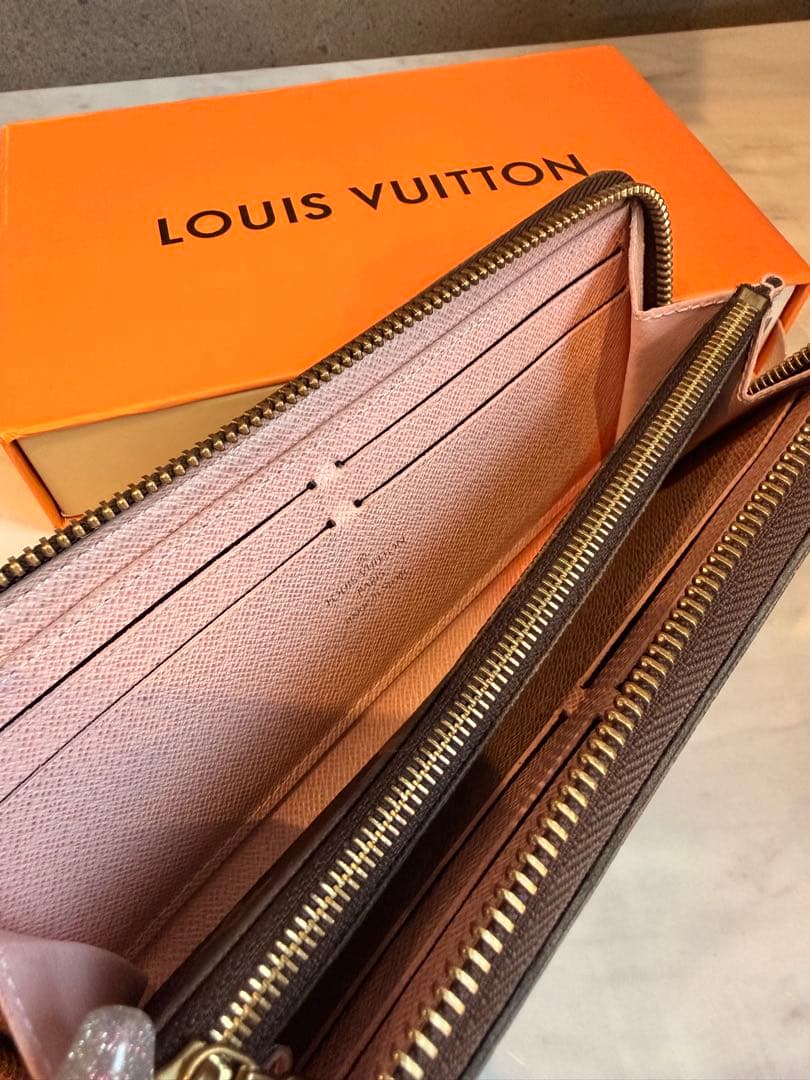 キ*ー様 ルイヴィトン モノグラム ポルトフォイユ クレマンス ローズバレリーヌ