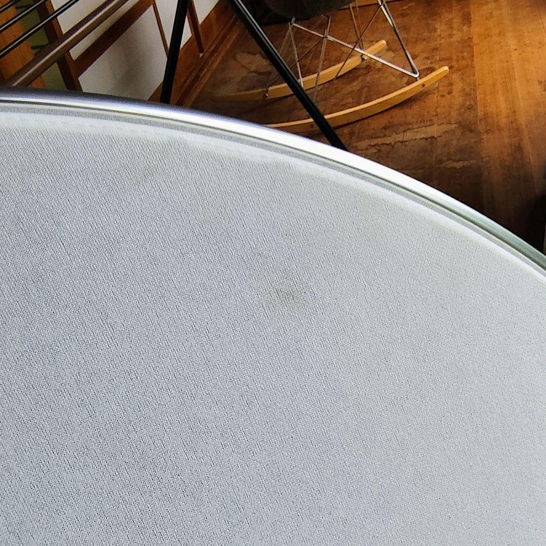 Beoplay A9 mkII 緑のカバーと壁掛けブラケット付