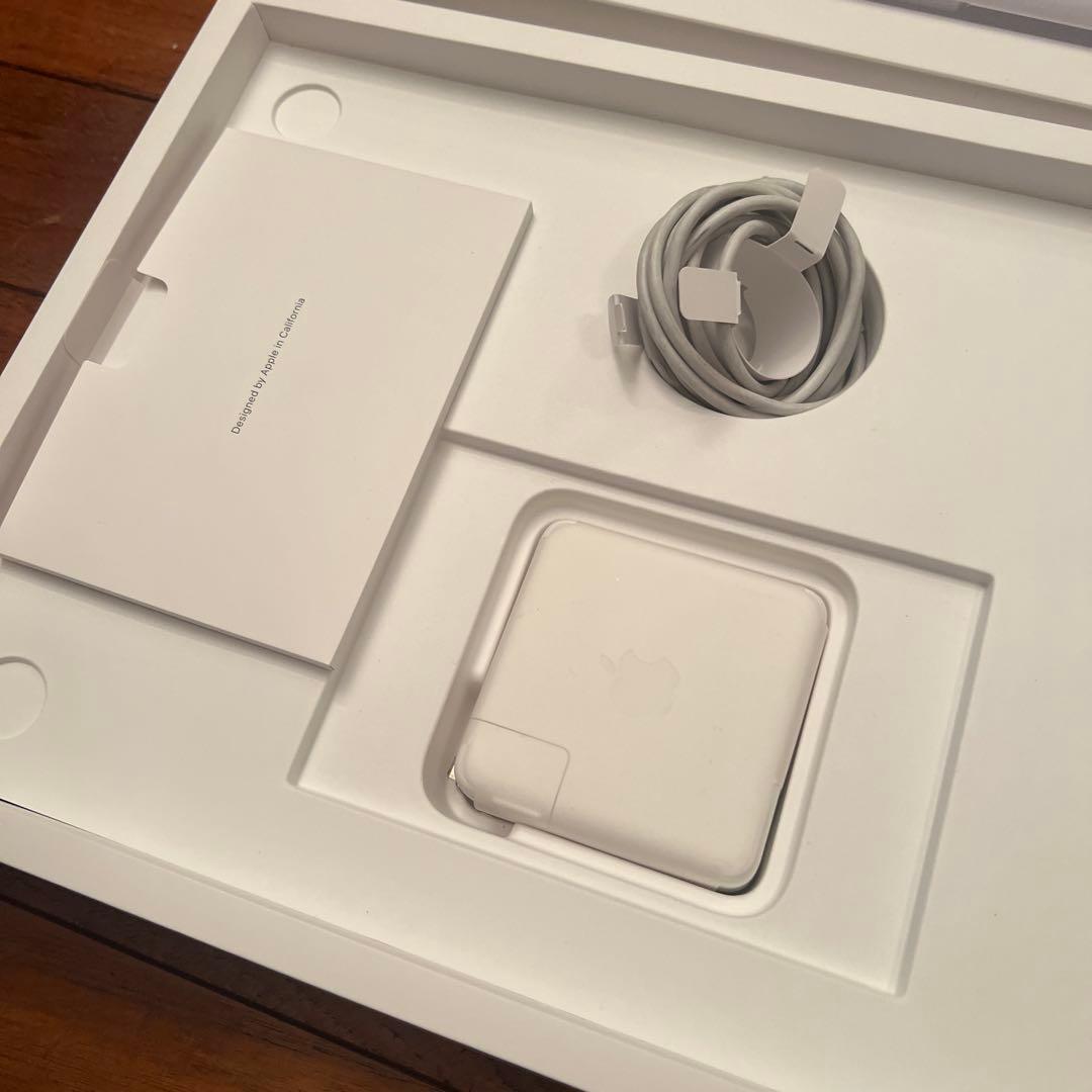 SORA　MacBook Pro 16インチとケース