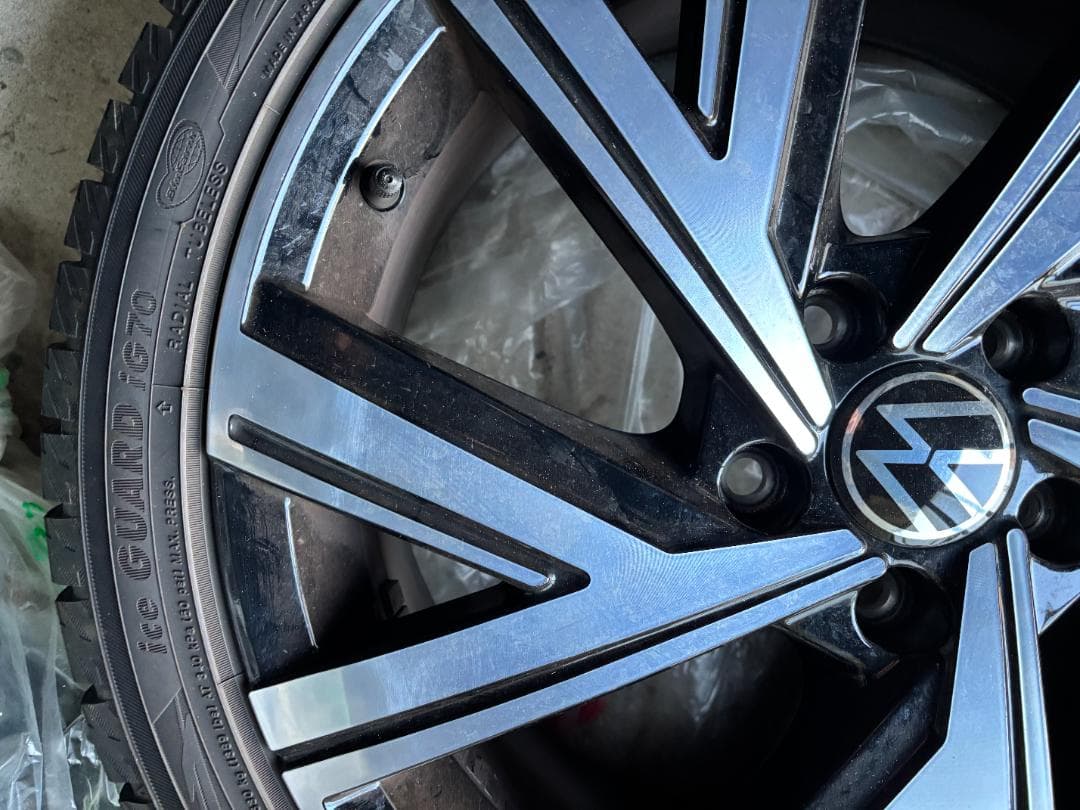 VW純正×iG70 225/40R18 スタッドレス4本