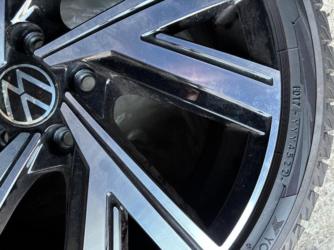 VW純正×iG70 225/40R18 スタッドレス4本