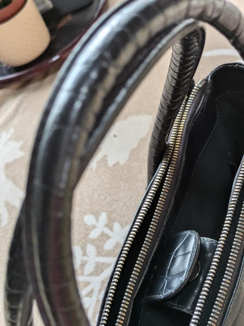 フルラクロコハンドバック