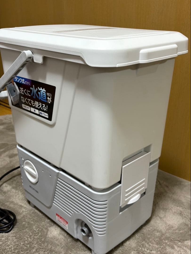 アイリスオーヤマ IRIS OHYAMA タンク式高圧洗浄機 SBT-412N