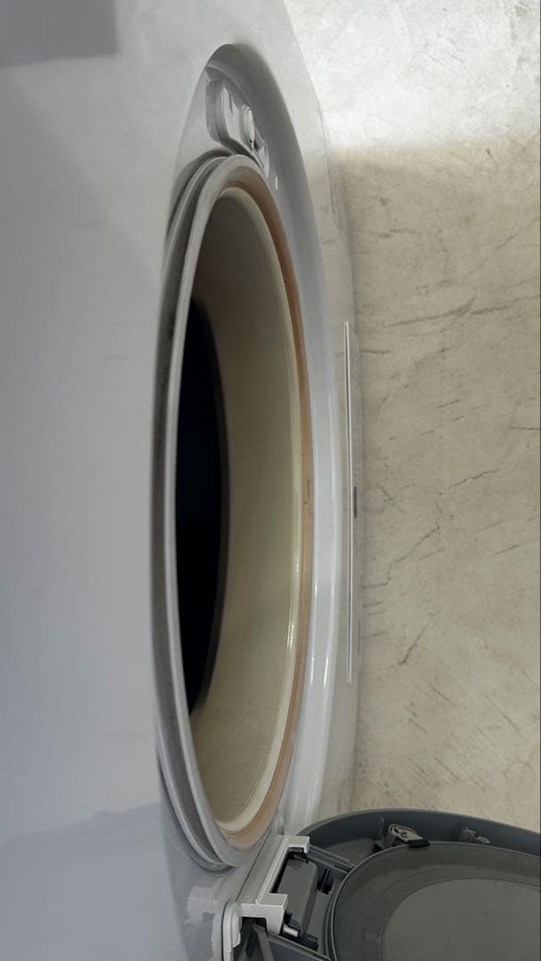 カンタくん　プロパン　リンナイ衣類乾燥機　8キロ　4年使用