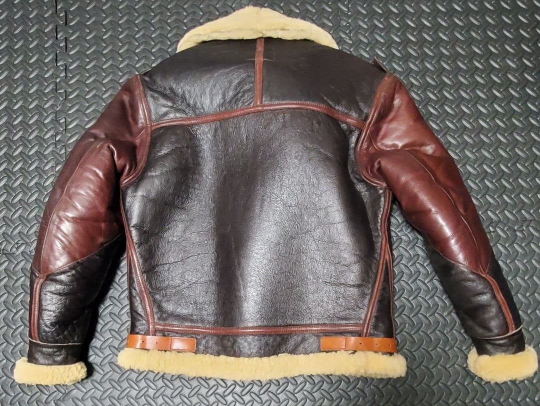 希少 エアロレザー B3 大戦モデル ムートン フライトジャケット